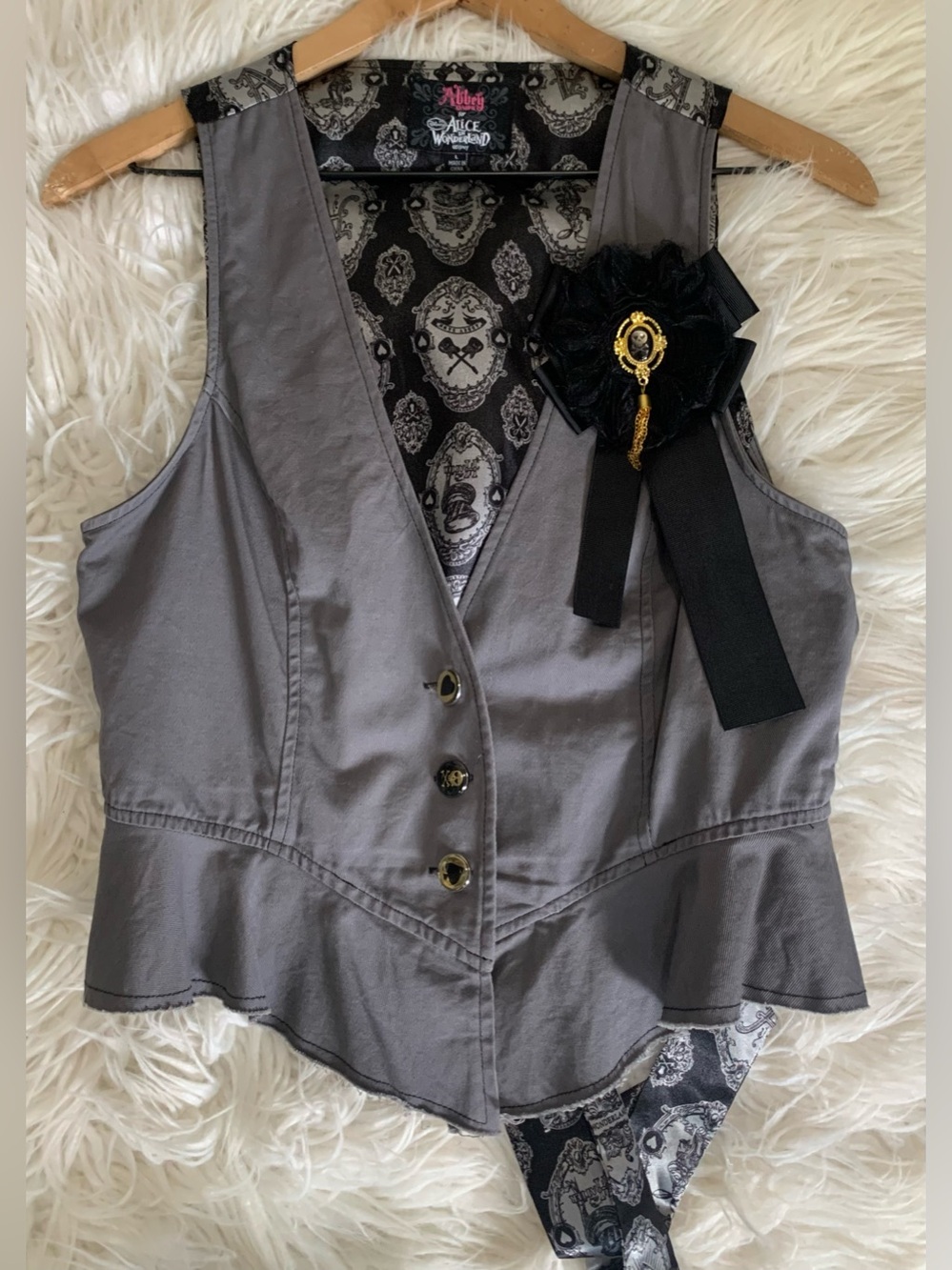 Abbey Dawn x Disney Alice In Wonderland Vest Gray Black Size Large